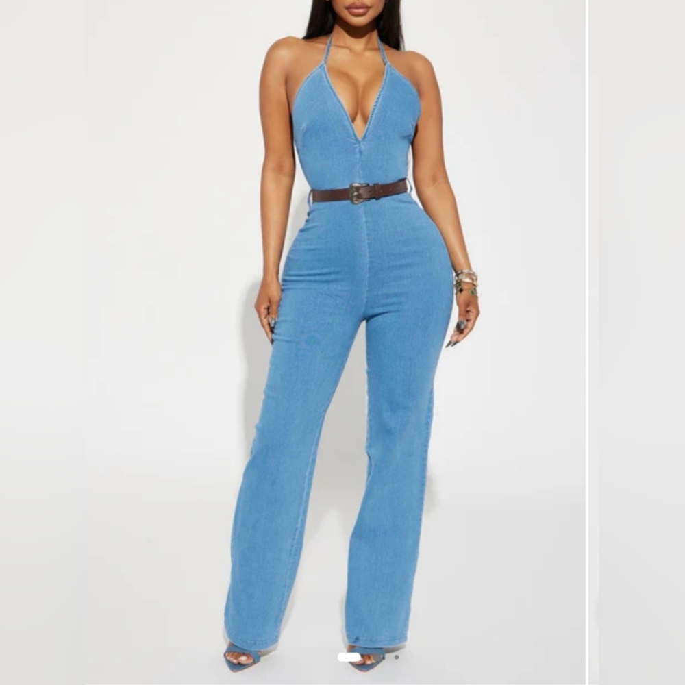 Fashion Nova Denim Blue Halter Top Jumpsuit w/ Brown Faux Leather Belt NWT
